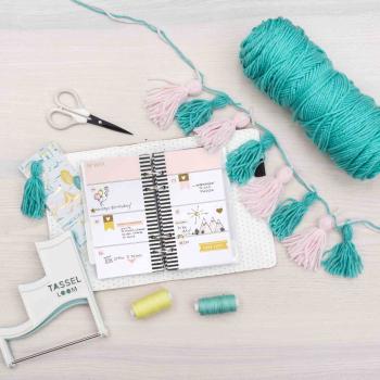 We R Memory Keepers - Keepers Tassel Loom Basic Tools (662066)