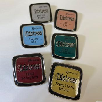 Ranger - Tim Holtz - Anstecknadel "Distress Ink Pad Pin Set 10"