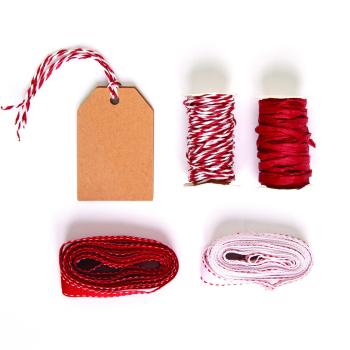 Papermania Gift Tag Kit Red