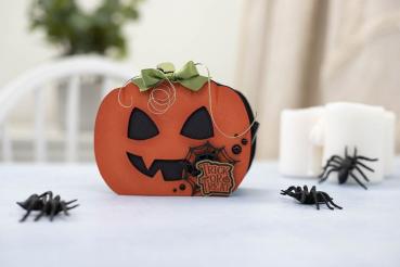 Crafters Companion "All Hallows Eve Embellishment Pack"