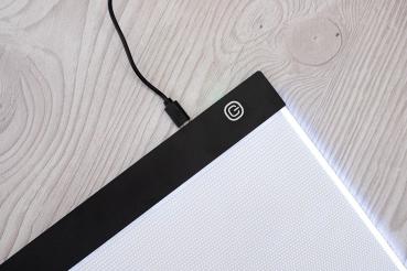 Crafters Companion "Ultraslim LED Light Pad A4"