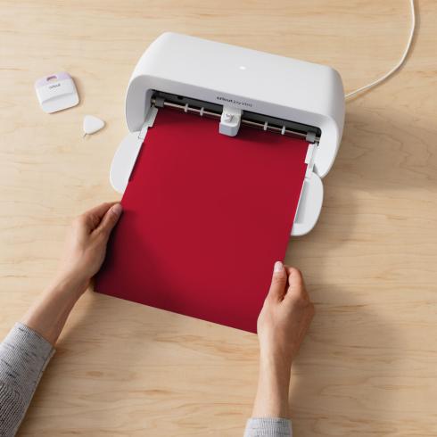 Cricut Joy Xtra™ - Smart  Iron-On™ Matte "Red"