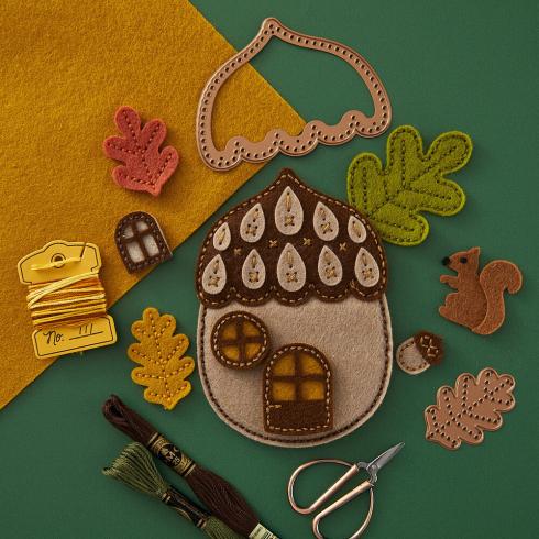 Spellbinders - Stanzschablone "Felt Autumn Acorn House" Dies