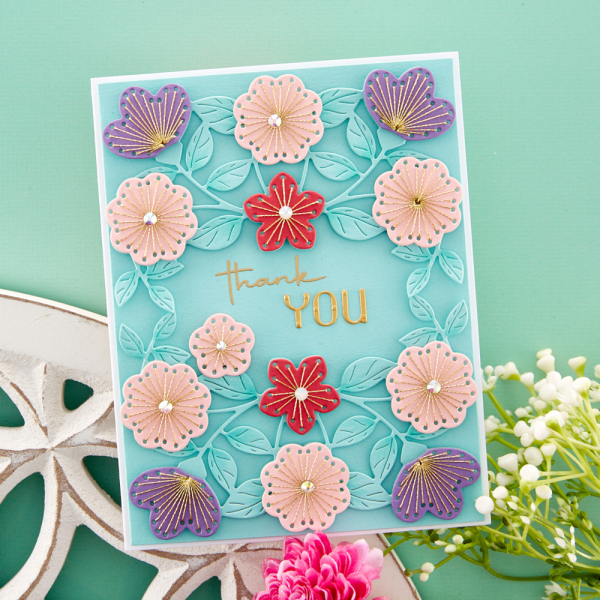 Spellbinders - Stanzschablone "Stitched Floral Flip Frame" Dies