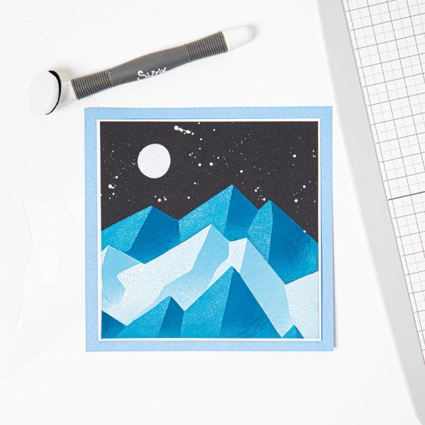 Sizzix - Schablone "Mountain Scene" Layered Stencil Design by Josh Griffiths