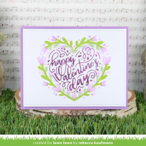 Lawn Fawn - Schablone "Heart Wreath Lawn Clippings" Stencil