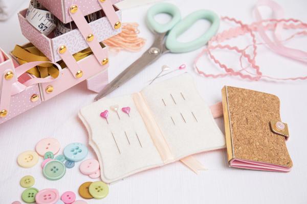 Sizzix - Stanzschablone "Needle Book" ScoreBords Dies